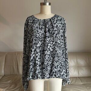 Tommy Hilfiger NWT Size XL